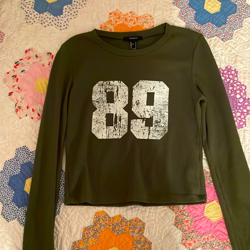 Forever 21 Long Sleeve Top